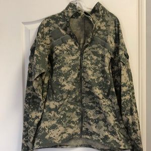 Gen III  ECWCS Digital camouflage clothing lot. 2 jackets, 1 pant